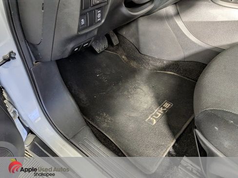 Used 2014 Nissan Juke S image 12