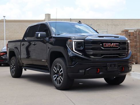 Used 2023 GMC Sierra 1500 AT4 w/ AT4 Premium Package AWD/4WD image 2