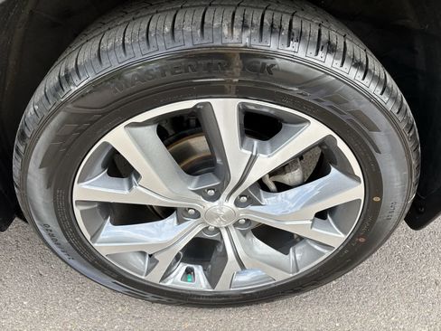 Used 2022 Hyundai Palisade SEL w/ Premium Package AWD/4WD image 4