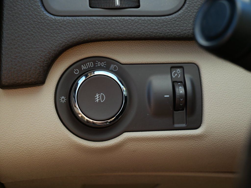 Used 2016 Buick Regal Premium w/ Driver Confidence Package #1 FWD image 23