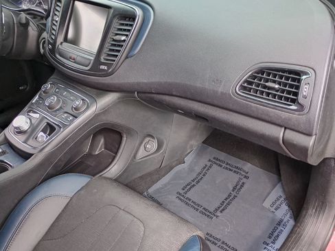 Used 2015 Chrysler 200 S w/ Navigation & Sound Group I FWD image 21