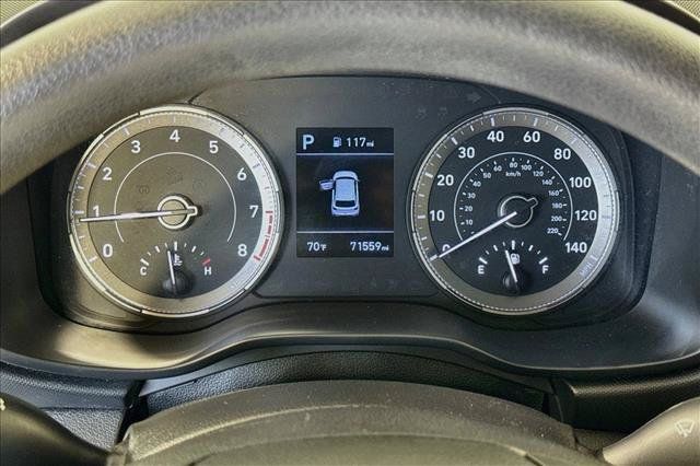 Used 2020 Hyundai Venue SE FWD image 12
