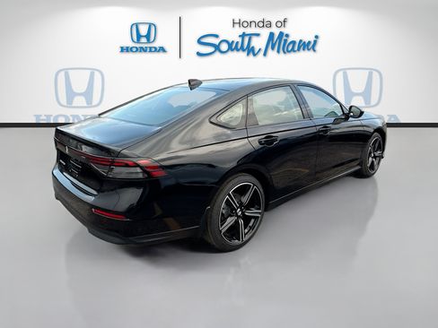 New 2026 Honda Accord SE image 7