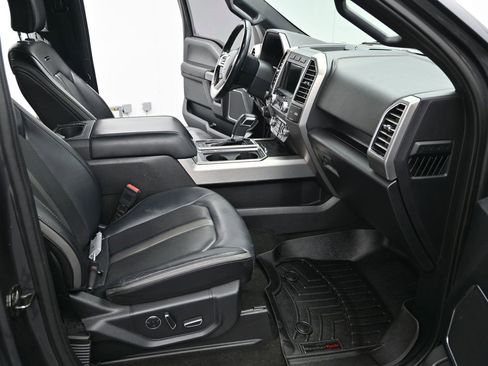 Used 2019 Ford F150 Platinum w/ Equipment Group 701A Luxury image 7