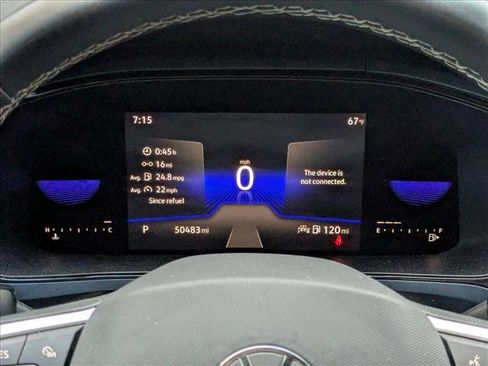 Used 2022 Volkswagen Taos SE image 3