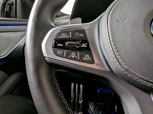 Used 2025 BMW M850i xDrive Coupe image 33