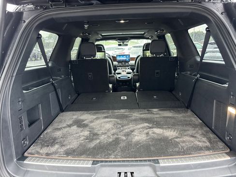Certified 2023 Lincoln Navigator L Black Label AWD/4WD image 9