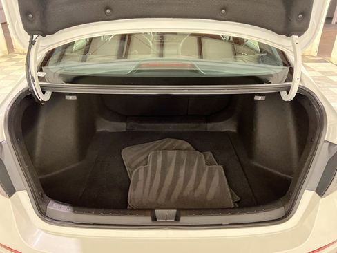 Used 2025 Honda Civic Sport image 25