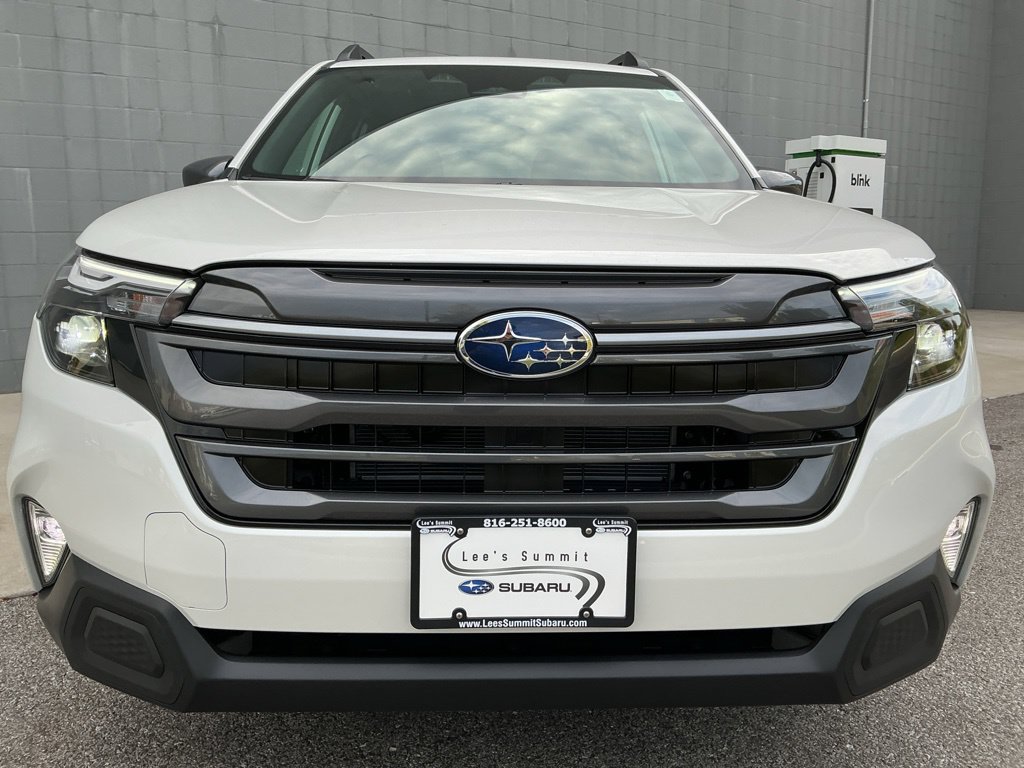 New 2026 Subaru Forester Touring AWD/4WD image 18