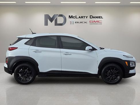 Used 2020 Hyundai Kona SE image 6