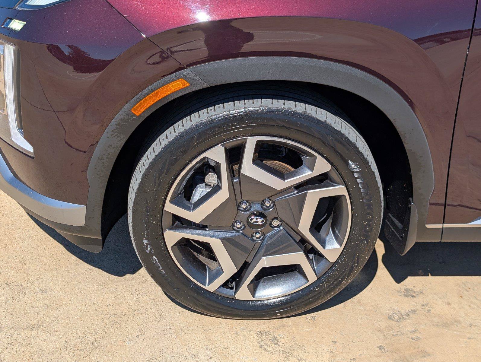 Used 2023 Hyundai Palisade SEL FWD image 11