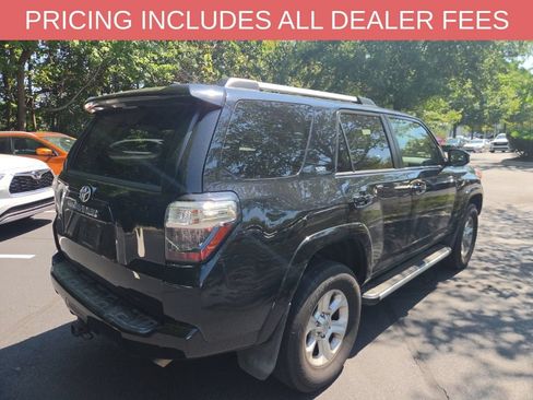 Used 2020 Toyota 4Runner SR5 AWD/4WD image 14
