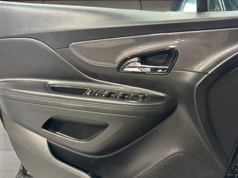Used 2020 Buick Encore Preferred FWD image 20