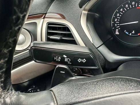 Used 2019 Lincoln MKZ Reserve w/ Luxury Package FWD image 26