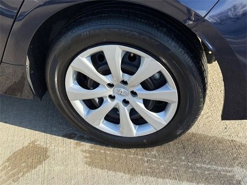 Used 2024 Toyota Corolla LE image 7