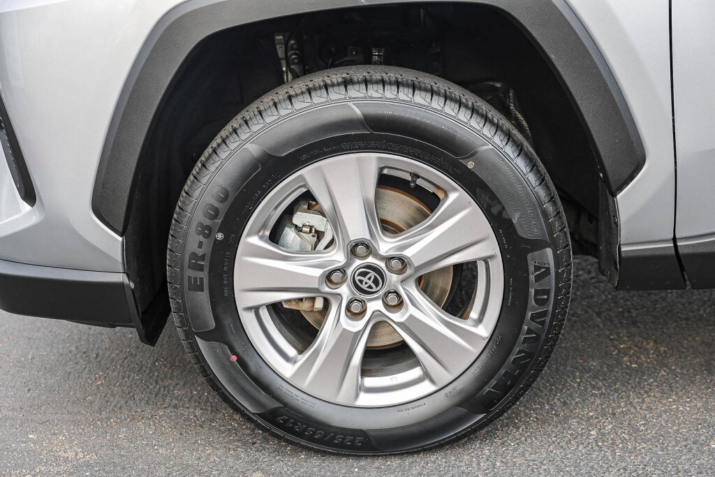 Certified 2025 Toyota RAV4 XLE FWD image 30