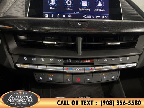 Used 2022 Cadillac CT4 V RWD image 36