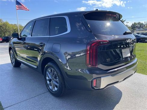 New 2025 Kia Telluride LX image 10