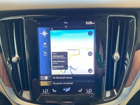 Used 2021 Volvo S60 T5 Momentum FWD image 23