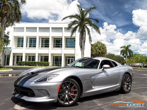 Used 2017 Dodge Viper GTS RWD image 10