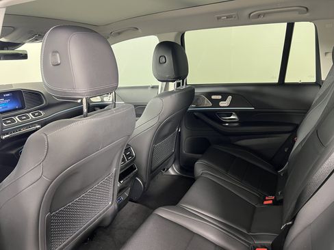 New 2026 Mercedes-Benz GLS 450 4MATIC image 22