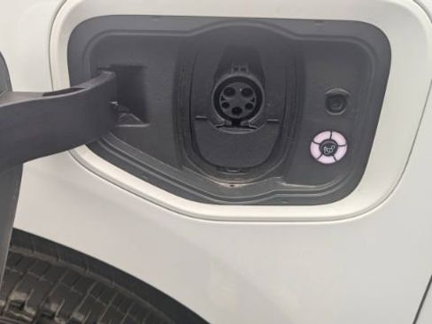 Used 2022 Ford F150 Lightning Pro image 40