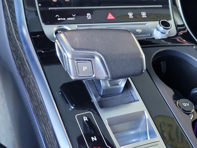 Used 2023 Audi Q7 3.0T Prestige w/ Prestige Package AWD/4WD image 19