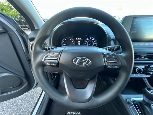 Used 2022 Hyundai Kona SEL w/ Cargo Package image 23
