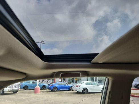 Certified 2021 Toyota 4Runner Limited image 17