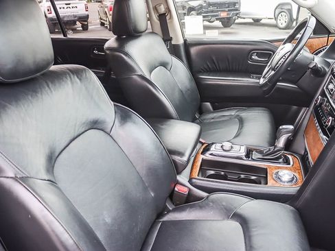 Used 2021 Nissan Armada SL w/ Captain's Chairs Package image 16