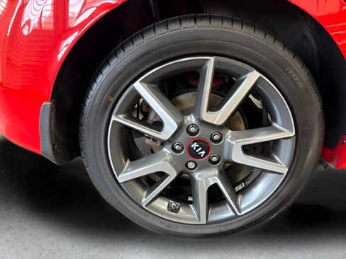 Used 2020 Kia Soul GT-Line Turbo FWD image 37