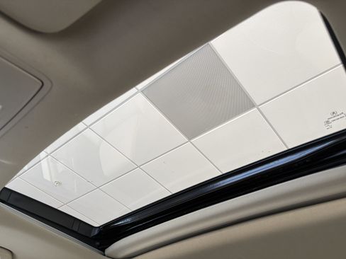 Used 2018 Acura MDX SH-AWD image 16