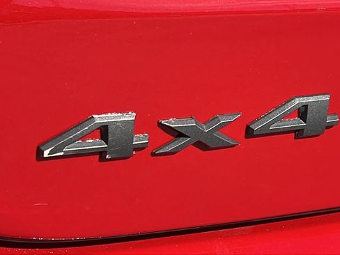 Used 2022 Jeep Compass Limited AWD/4WD image 28