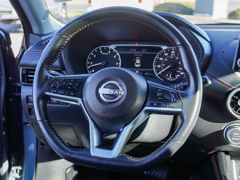 Used 2024 Nissan Sentra SR w/ SR Premium Package image 31