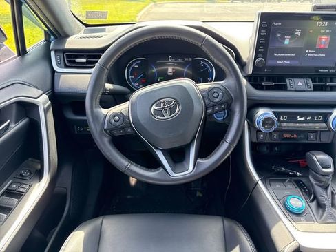 Used 2022 Toyota RAV4 XSE w/ XSE Grade Weather Package AWD/4WD image 19