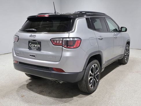 Used 2022 Jeep Compass Limited AWD/4WD image 2