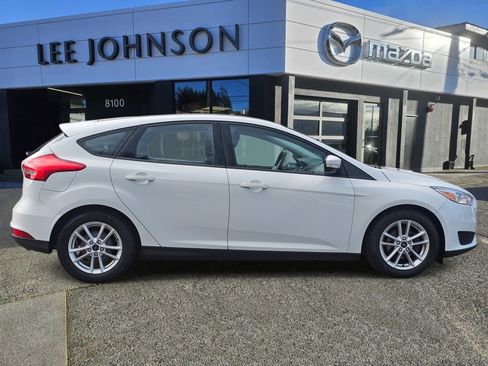 Used 2015 Ford Focus SE image 11