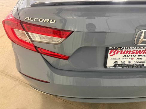 Used 2022 Honda Accord Sport image 17