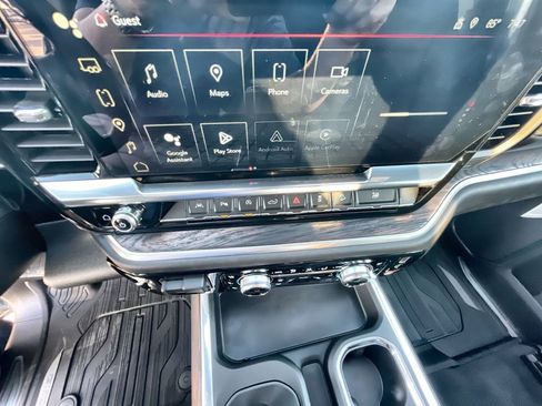 New 2026 GMC Sierra 1500 SLT image 14