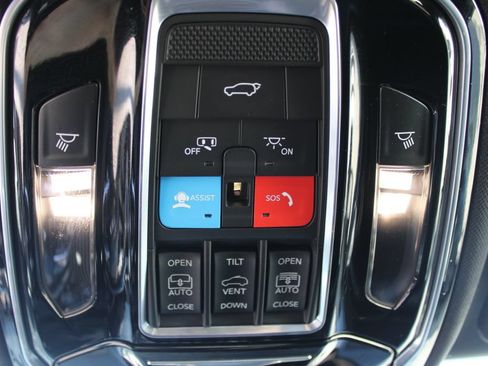 Used 2022 Jeep Grand Cherokee L Overland AWD/4WD image 22