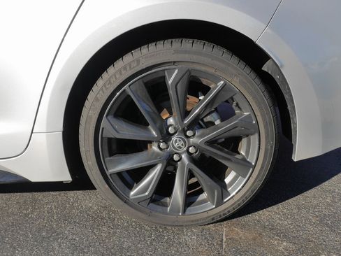 Used 2024 Toyota Corolla SE image 9