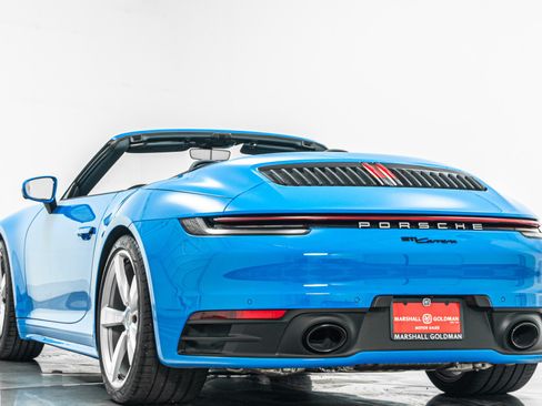 Used 2023 Porsche 911 Carrera image 7