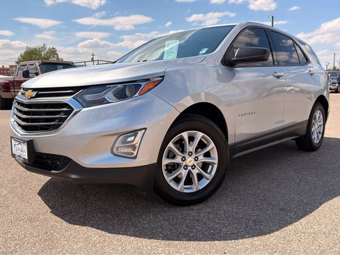 Used 2019 Chevrolet Equinox LS w/ LPO, Cargo Package AWD/4WD image 1