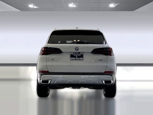 Used 2026 BMW X5 sDrive40i w/ Climate Comfort Package image 9