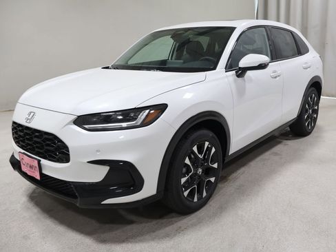 New 2027 Honda HR-V EX-L image 3