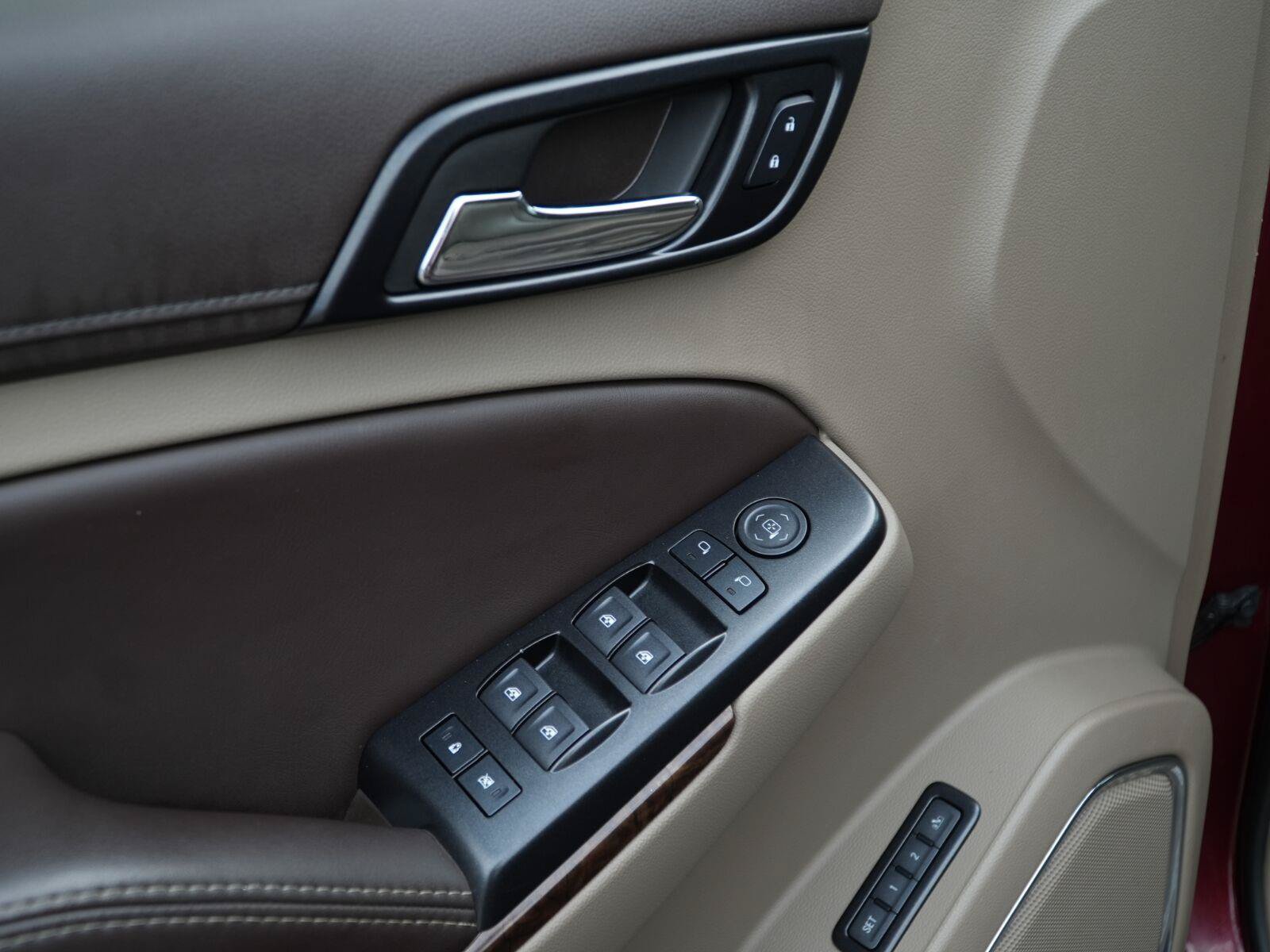 Used 2017 Chevrolet Tahoe LT RWD image 5