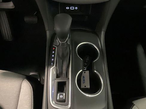Used 2023 Chevrolet Equinox LS w/ Midnight Edition FWD image 32