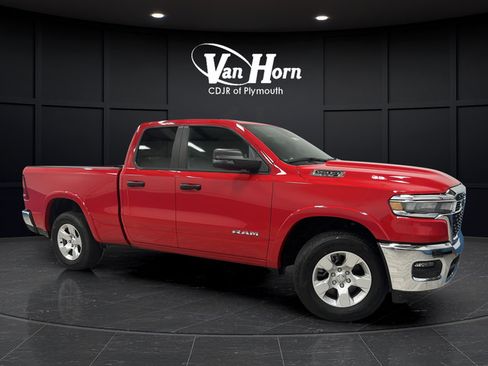 Used 2025 RAM 1500 Big Horn AWD/4WD image 2