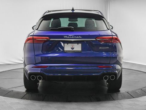 New 2025 Maserati Grecale GT image 6