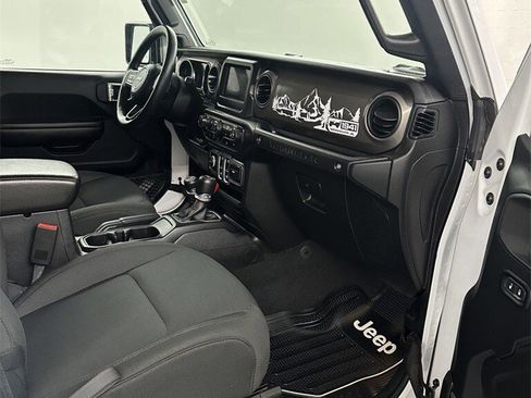 Used 2018 Jeep Wrangler Sport w/ Quick Order Package 24S image 33